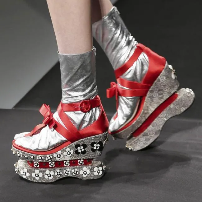sfilata-prada-milano-collezione-primavera-estate-2013_53243787_650x650
